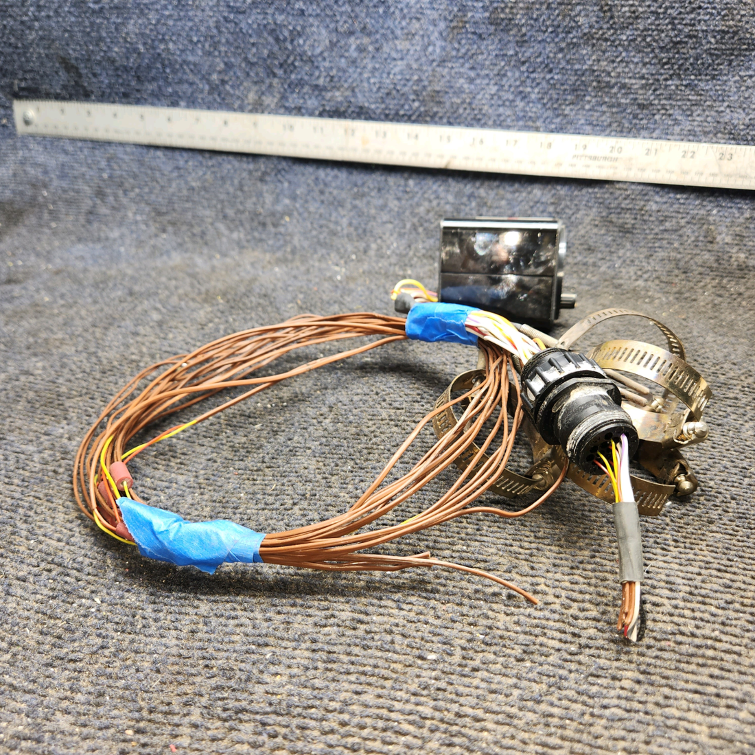 Used aircraft parts for sale, E-4 EGT Electronics International E-4 cessna 150G 4-Channel EGT with Connector and Probes
