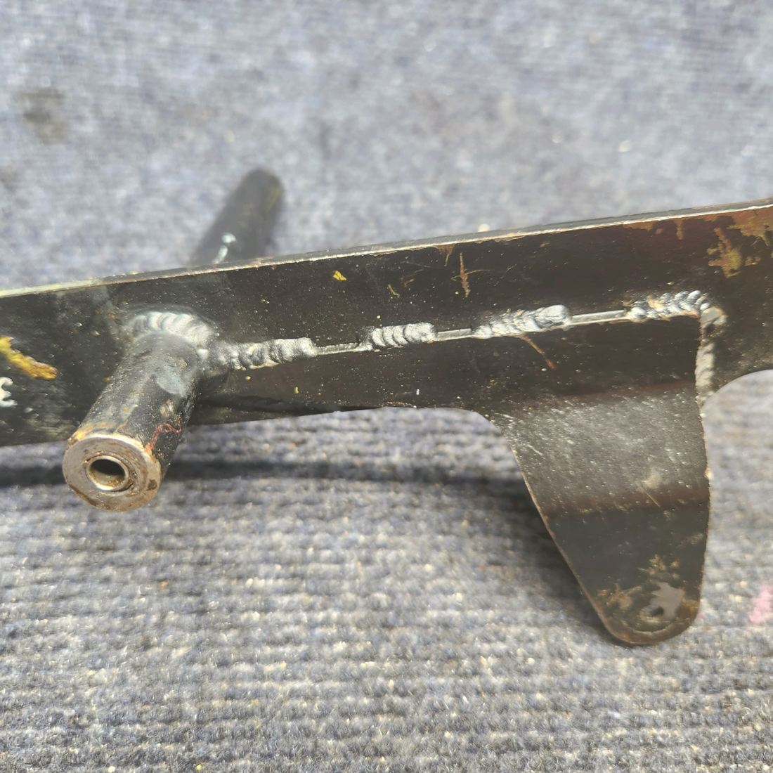 Used aircraft parts for sale, 35135-904 PIPER PA28-161 Warrior III AILERON BELLCRANK ASSY AILERON LH