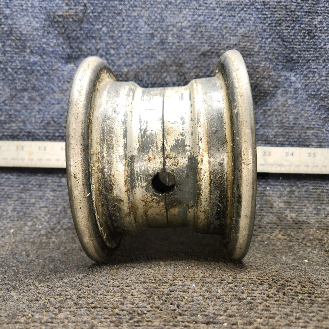 Used aircraft parts for sale, 1241156-12 Cleveland 40-77 cessna 150G Nose Wheel Assembly – 5.00-5