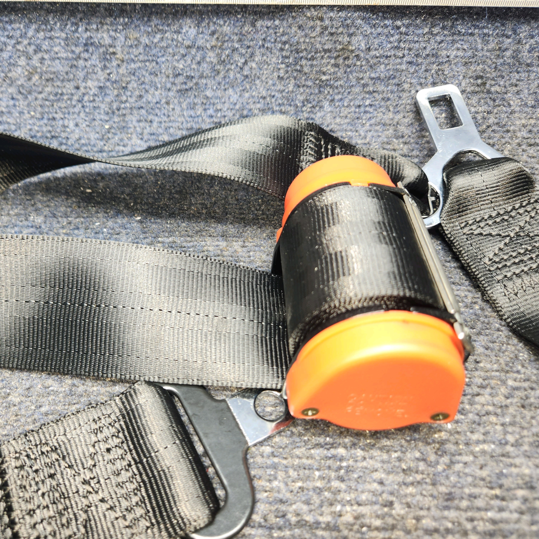 Used aircraft parts for sale, 564-886 Piper PA-34-220T IV & V, PA-32-301T II TC Belt Assembly – Lap + Shoulder (3-piece), Pilot / Crew-LH