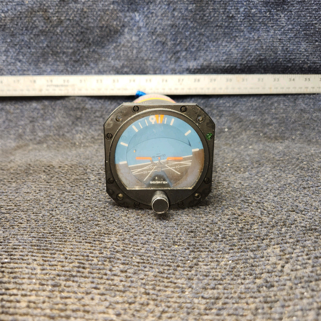 Used aircraft parts for sale, 23-501-06-16 Sigma-tek Cessna 182G Attitude Gyro Artifical Horizon