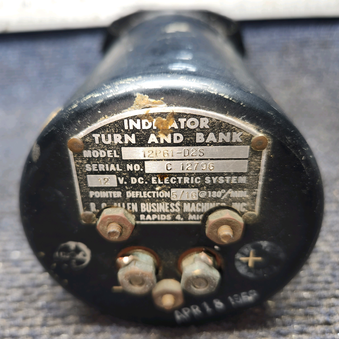 Used aircraft parts for sale, 12P61-D2S RC Allen Cessna C175 Indicator Turn And Bank