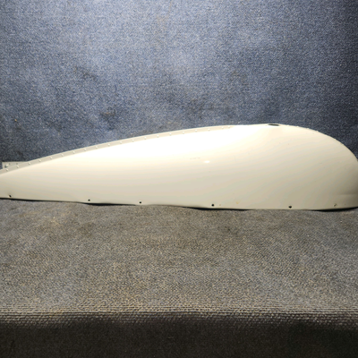 Used aircraft parts for sale, 0523700 Cessna 172 Tip Assy Wing