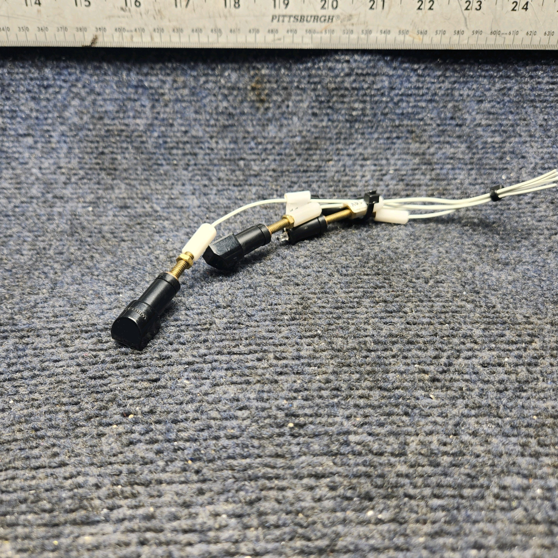 Used aircraft parts for sale, 7084401 MOONEY M20J WHELEN INTERIOR LIGHT 14 VOLTS - SET OF FOUR-ONE MESSING HOOD
