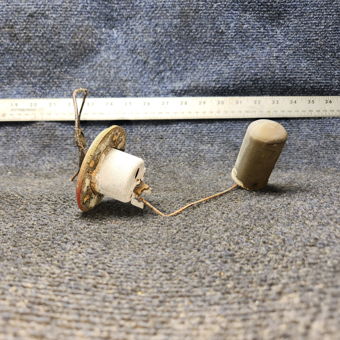 Used aircraft parts for sale, 0523557-1 Cessna 172 Fuel Gauge Transmitter (Core)