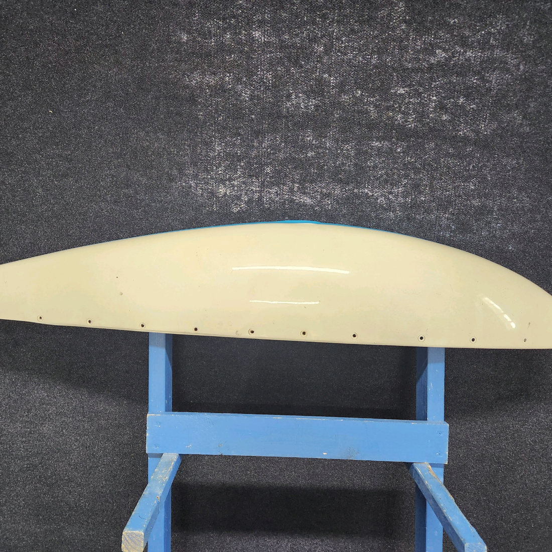 Used aircraft parts for sale, 62090-000 PIPER PA28-140 WING TIP ASSEMBLY LH - FIBERGLASS