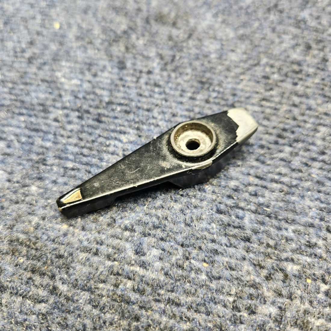 Used aircraft parts for sale, 0716623-2 CESSNA C172RG FUEL SELECTOR VALVE HANDLE ASSEMBLY