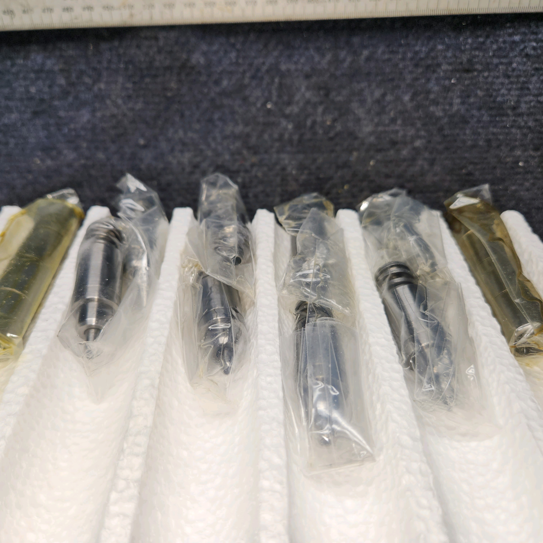 Used aircraft parts for sale, 78290 Lycoming O-320 Piper PA28-140 Hydraulic Plug Assy W/ Sockets Set of 8 with 8130-1