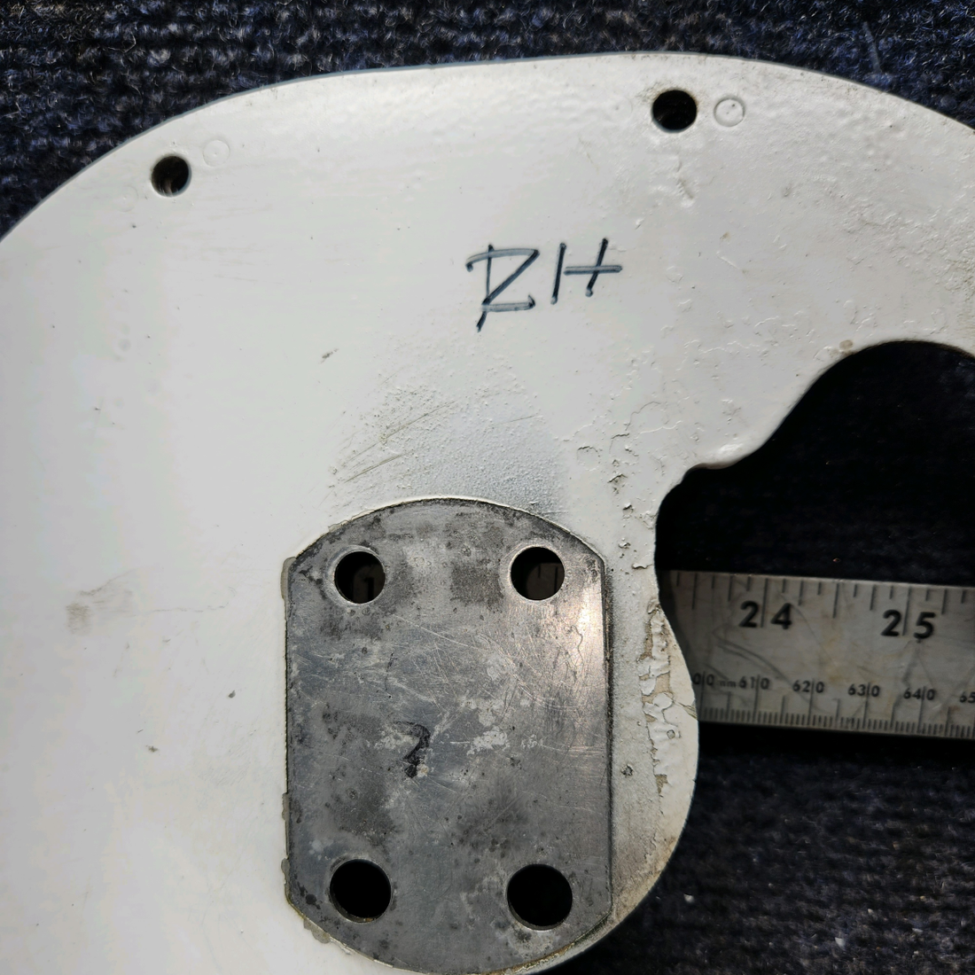 Used aircraft parts for sale, 0741610-12 Cessna 172E Wheel Pant Support Bracket RH