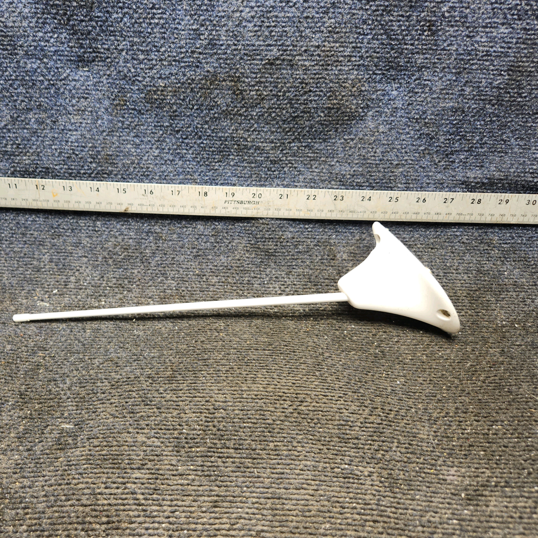 Used aircraft parts for sale, DM Q 18-1/A Dorne and Margolin cessna 150G Antenna
