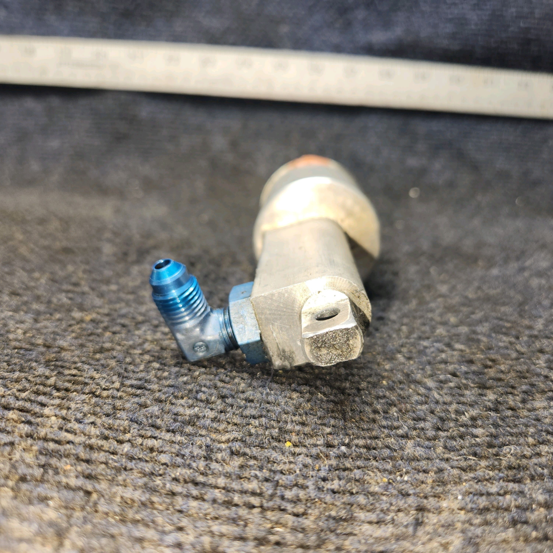 Used aircraft parts for sale, 0541138-16 Cessna 182G Master Brake Cylinder