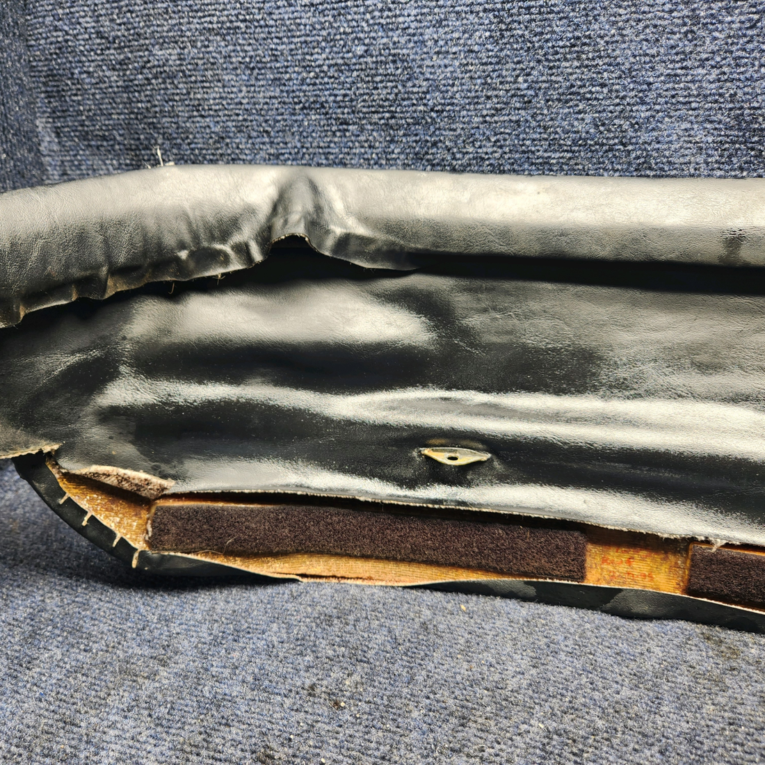 Used aircraft parts for sale, 89305-003 PIPER PA28-161 Warrior III GLARESHIELD ASSEMBLY