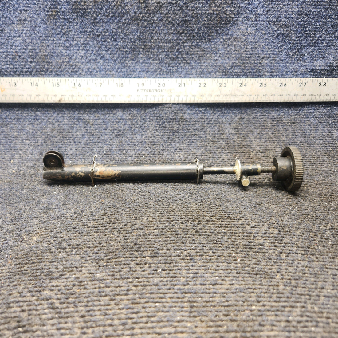 Used aircraft parts for sale, 62829-003 Piper PA28-140 Rudder Trim Shaft Assy