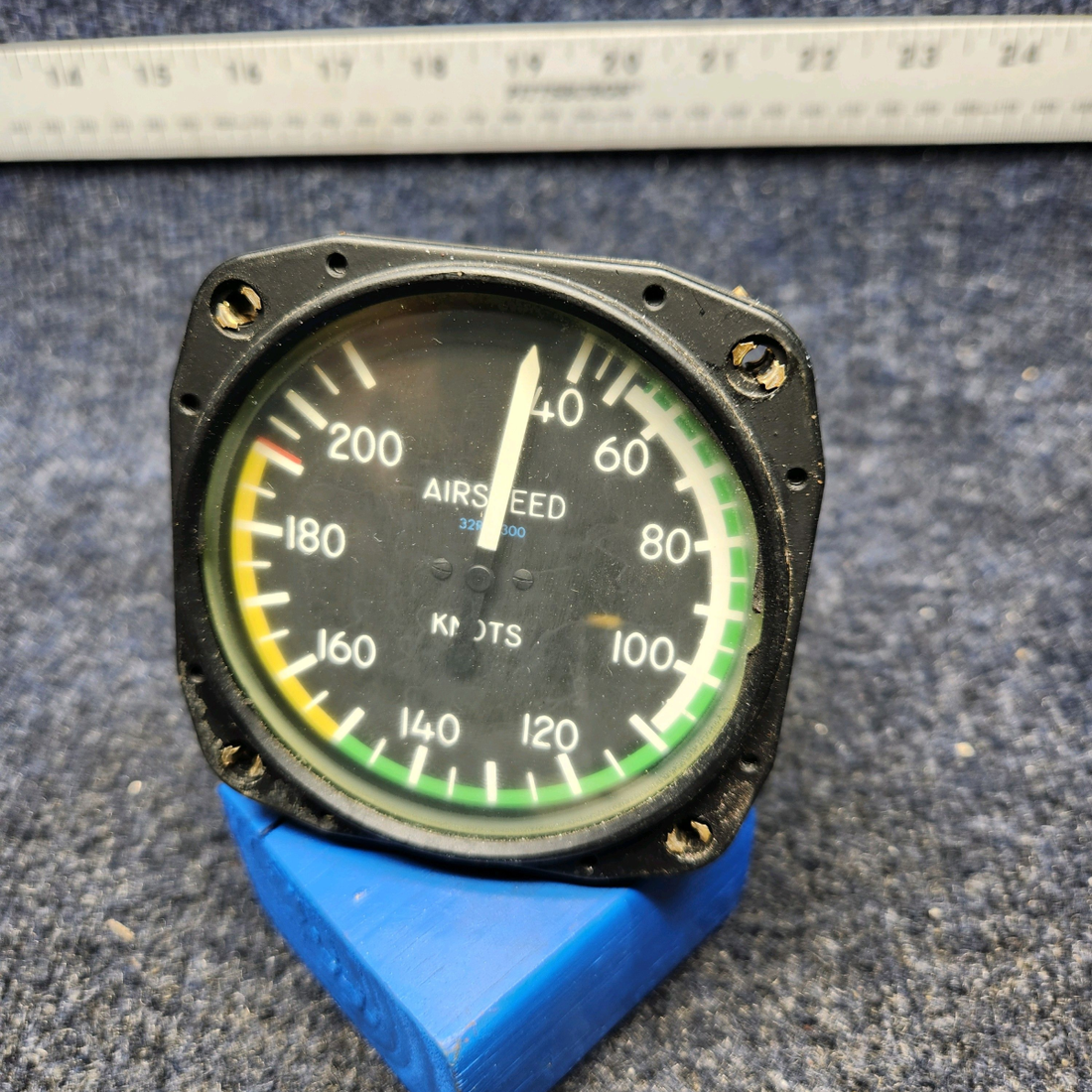 Used aircraft parts for sale, 8025 PIPIR PA32RT-300 UNITED INSTRUMENTS AIRSPEED INDICATOR PA32RT-300