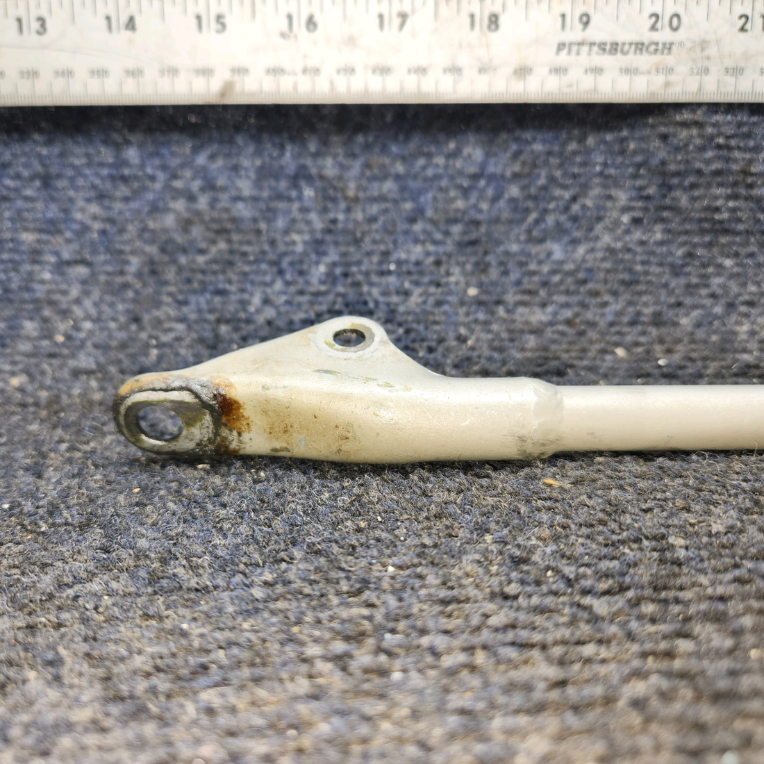 Used aircraft parts for sale, 45-815003-3 Beechcraft 35-33 Landing Gear Door Actuator Assembly - RH