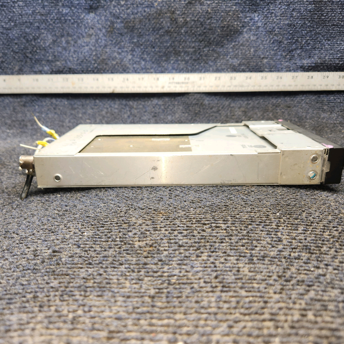 Used aircraft parts for sale, 066-1068-00R-4 Bendix King KN64 Beechcraft 95-B55 DME WITH RACK AND CONNECTOR