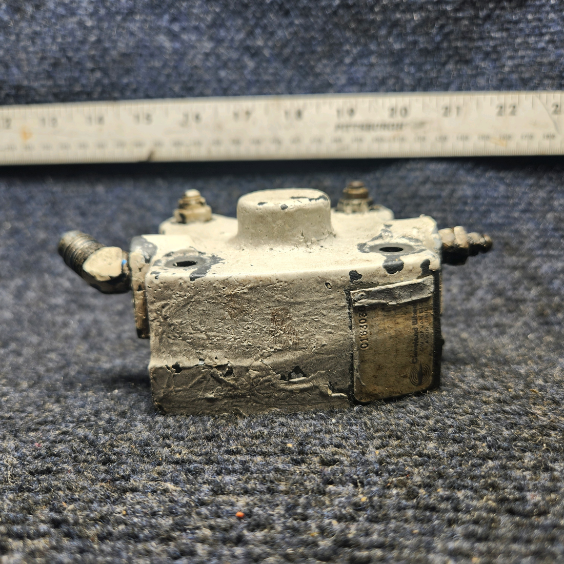 Used aircraft parts for sale, 30-63A Cleveland 30-63A Beechcraft A23A Musketeer Custom III BRAKE CALIPER ASSEMBLY LH / RH