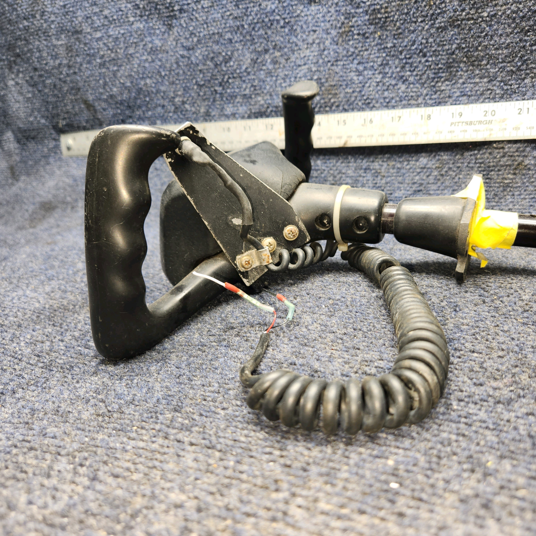 Used aircraft parts for sale, 0513260-4 Cessna 172RG Co-Pilot Control Wheel