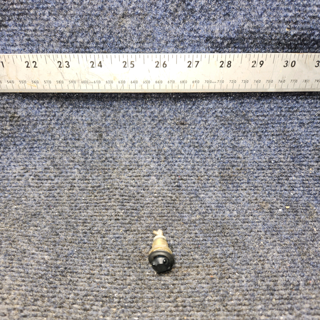 Used aircraft parts for sale, A‑7165‑4 GRIMES BEECHCRAFT 95-55B Panel Light  24 Volt - Price per Each