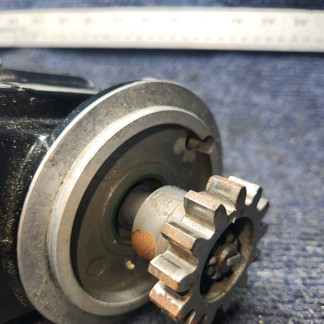 Used aircraft parts for sale, 4370 Lycoming O-320 PIPER PA28-140 Champion Slick Magneto Whit Gear