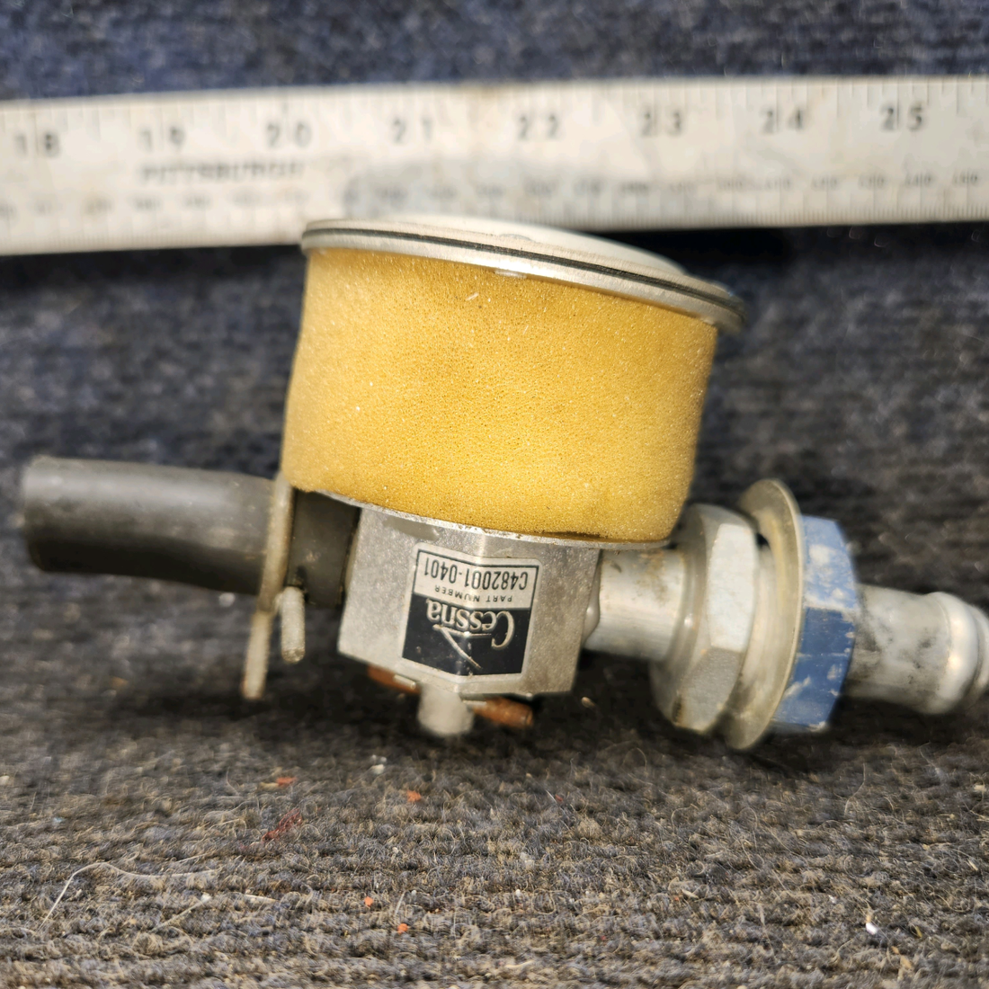 Used aircraft parts for sale, C482001-0401 Airborne MFG cessna 172N Vacuum Regulator Valve Assembly