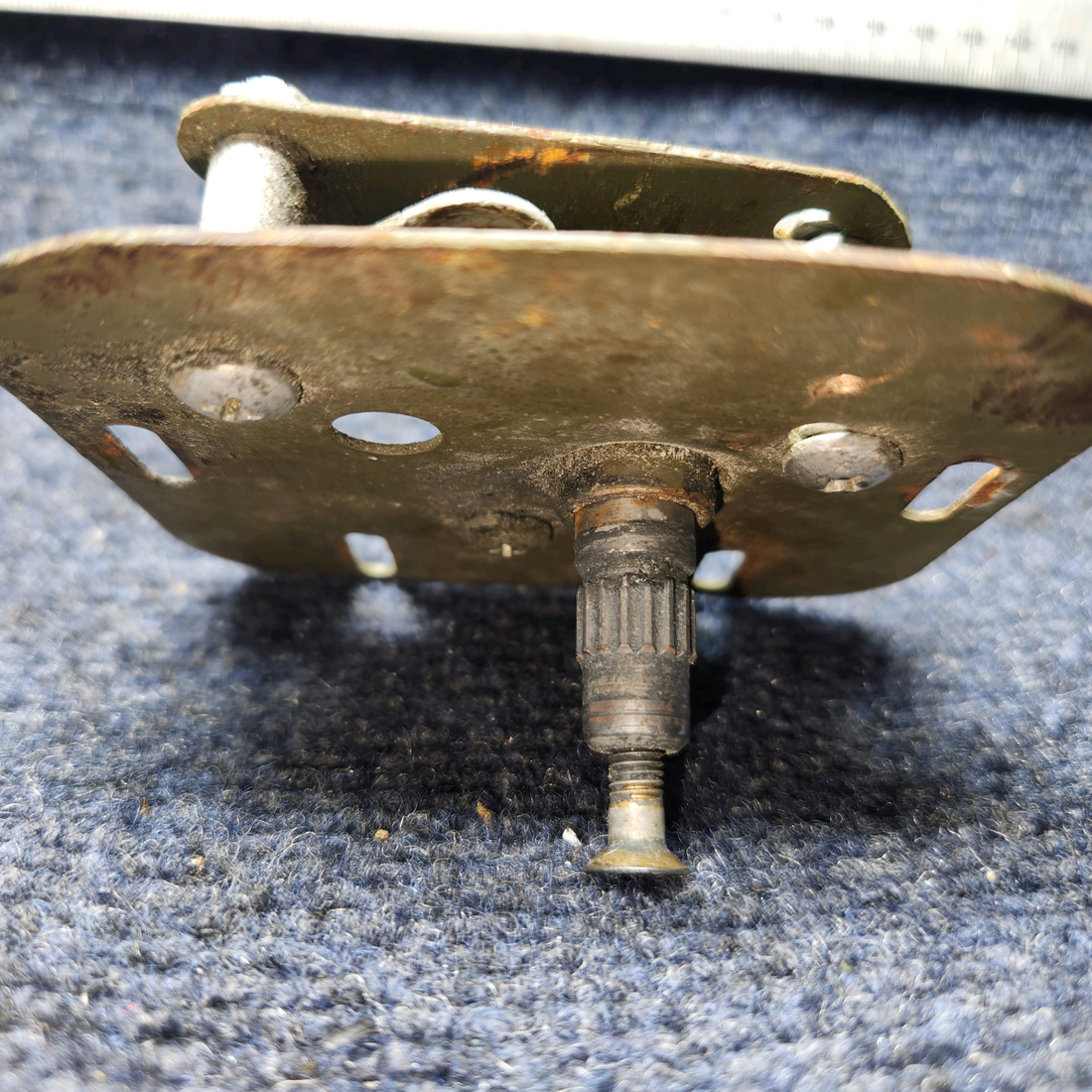 Used aircraft parts for sale, 1217046-11 Cessna 172RG Cabin Door Base Plate Assy