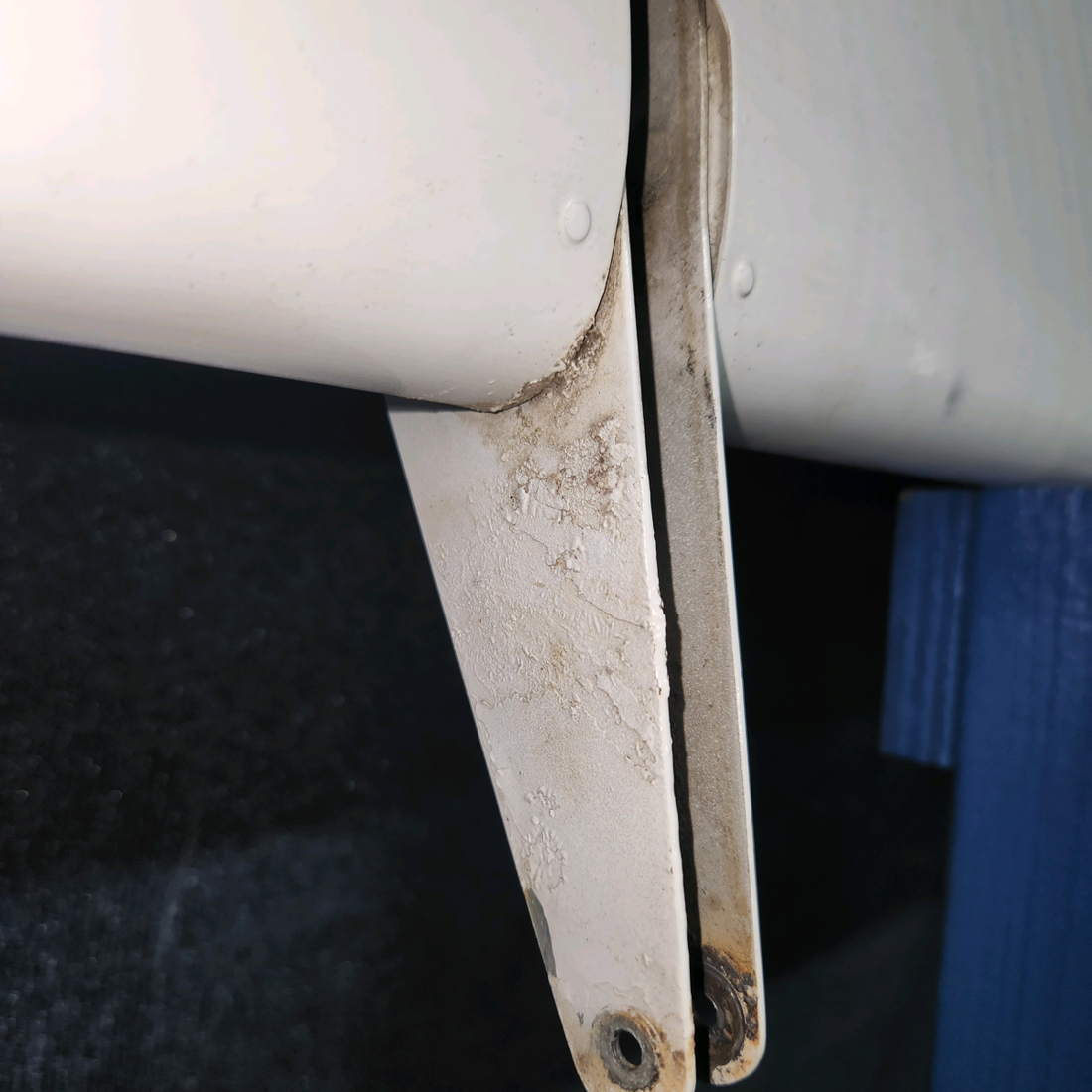 Used aircraft parts for sale, 0426901-16 cessna 150G Flap Assembly – RH