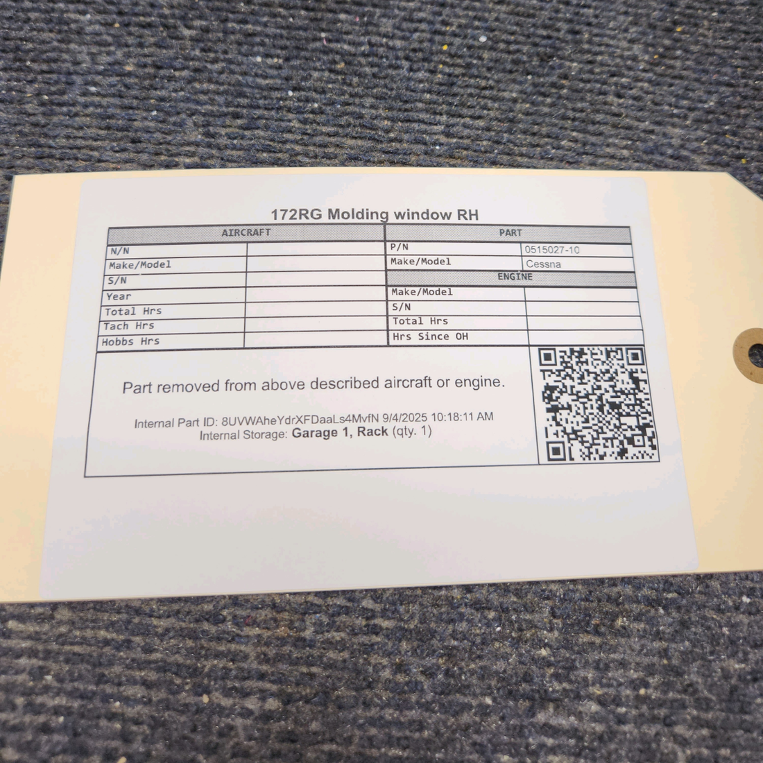 Used aircraft parts for sale, 0515027-10 Cessna 172RG Window Molding – RH