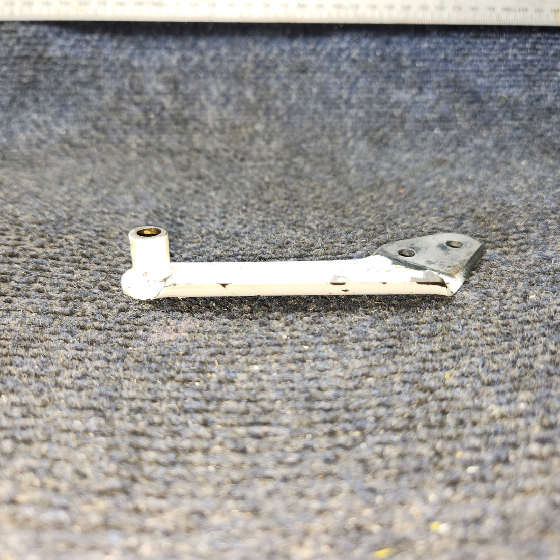 Used aircraft parts for sale, 67114-000 Piper PA32RT-300 Shimmy Dampener Bracket