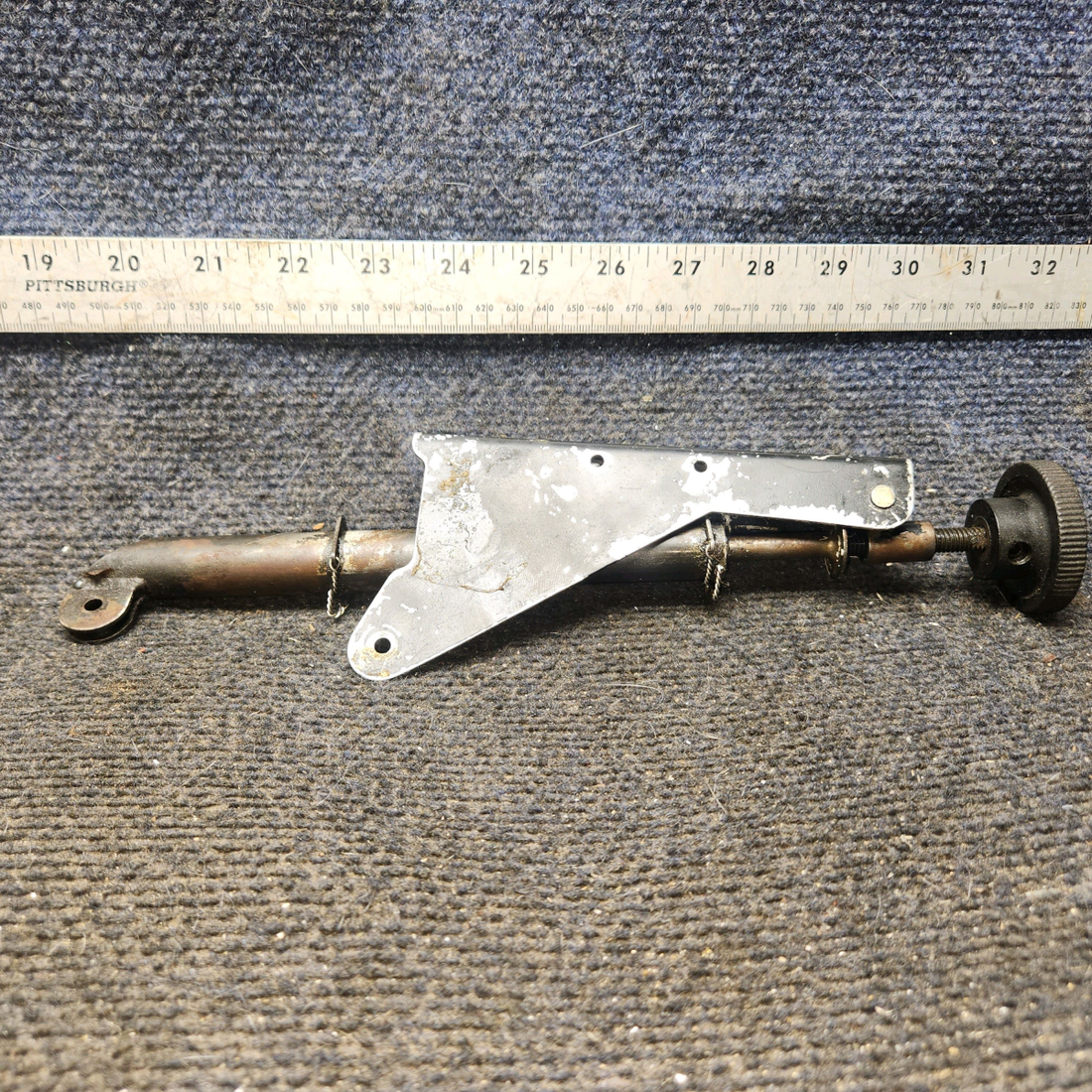Used aircraft parts for sale, 65837-002, 69318-000 piper PA-28-181 Rudder Trim Adjustment Assembly
