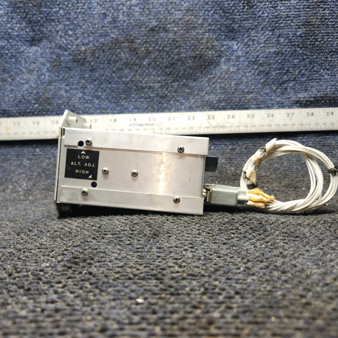 Used aircraft parts for sale, AR-850 Narco Avionics cessna 150G Altitude Reporter with Connector – 25,000 ft
