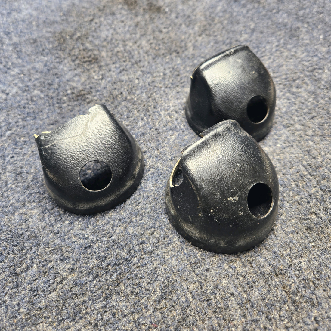 Used aircraft parts for sale, 65735-02 Piper PA32RT-300 VENT CUP SET OF TREE SEE DETAIL