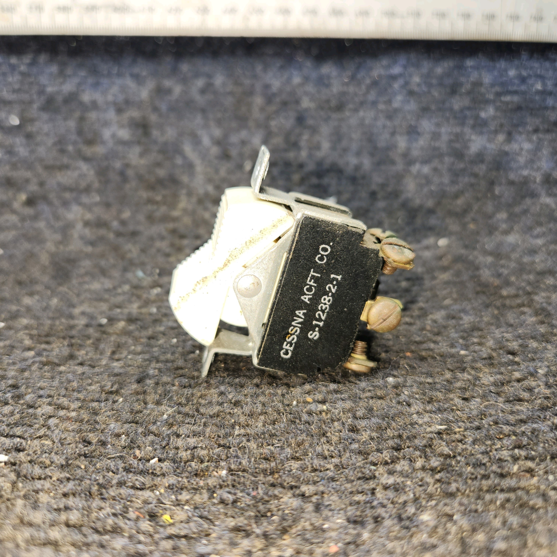 Used aircraft parts for sale, S1238-2-1 Cessna Cessna 182G Rocker Switch Assembly
