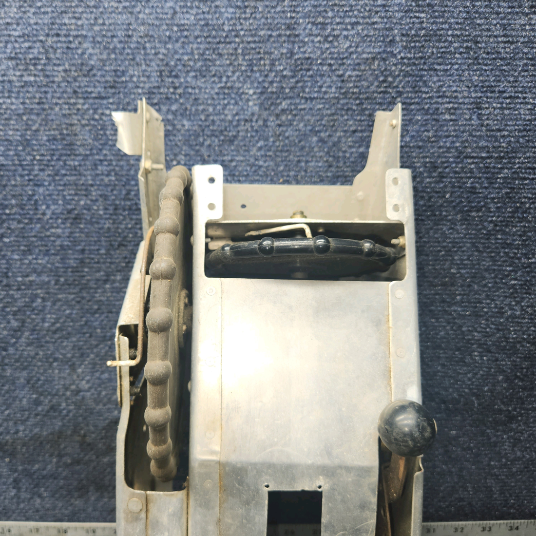 Used aircraft parts for sale, 2413013-200 Cessna 172RG Console Assy