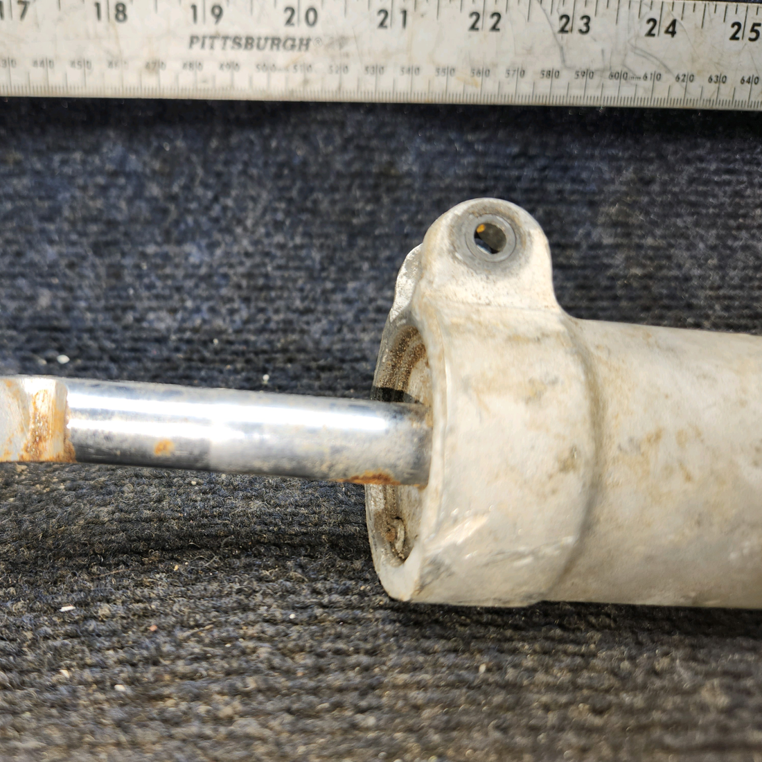 Used aircraft parts for sale, 0542119-4 Cessna 182G Shimmy Dampener Assembly