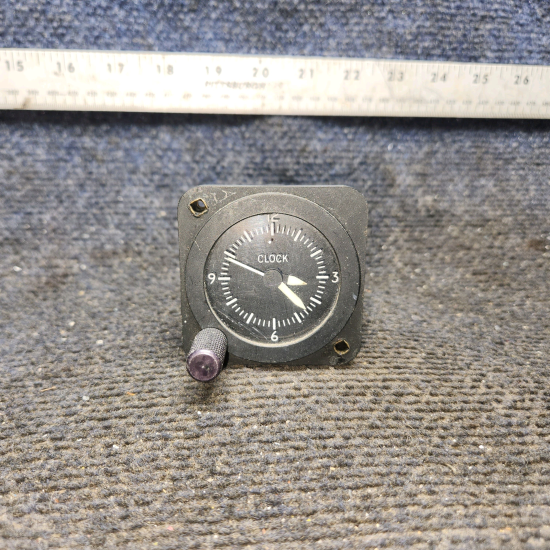 Used aircraft parts for sale, C664508-0102 cessna 150G Electric Clock – 14V