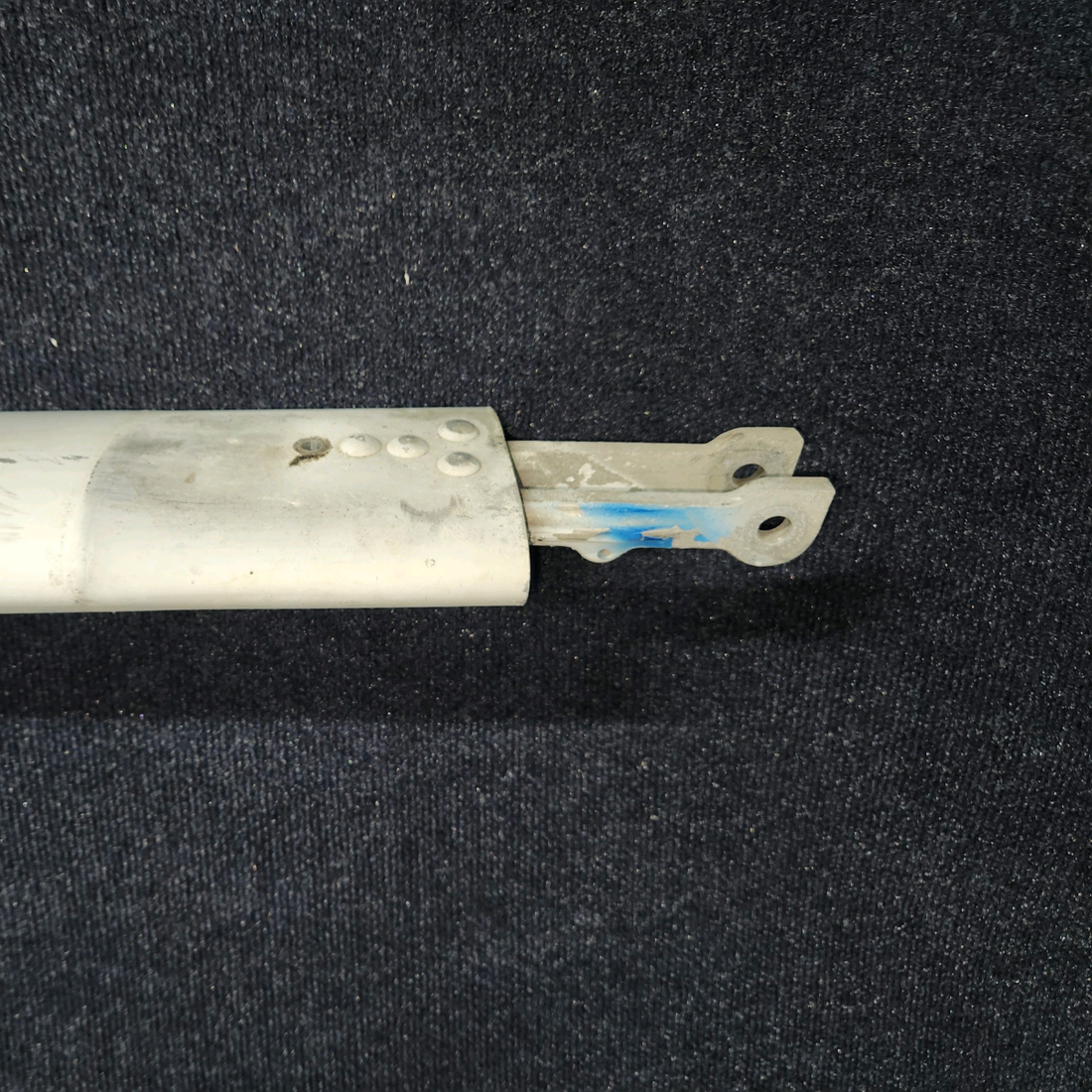 Used aircraft parts for sale, 0523606-17 cessna 172N Wing Strut Assembly – LH