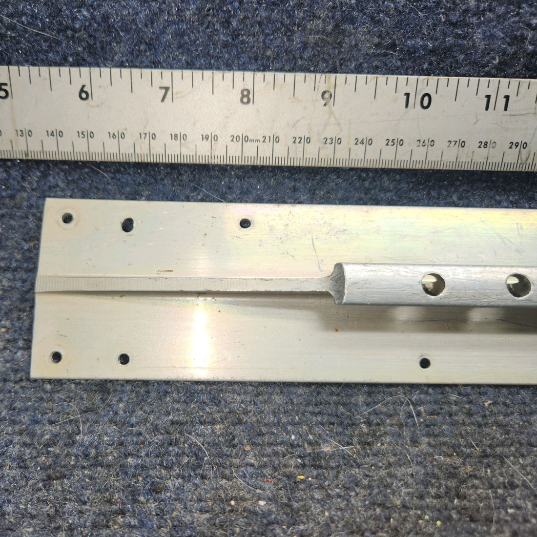 Used aircraft parts for sale, MC0511243-4 cessna 172N Seat Rail – Inboard LH