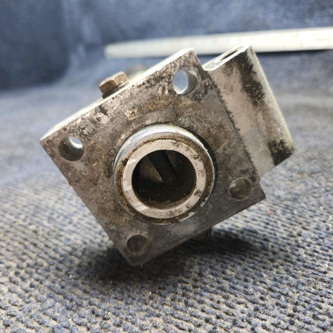 Used aircraft parts for sale, 65010-003 Piper PA28-140 Nose Wheel Strut Assy