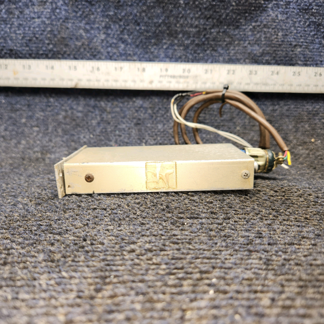 Used aircraft parts for sale, 46150-2 Airmarc 128H Piper PA28-140 Marker Beacon Indicator 14V