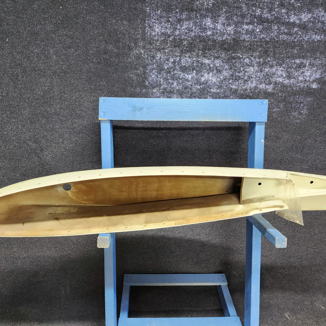 Used aircraft parts for sale, 169-110000-294 Beechcraft C23 SUNDOWNER WING TIP ASSEMBLY RH