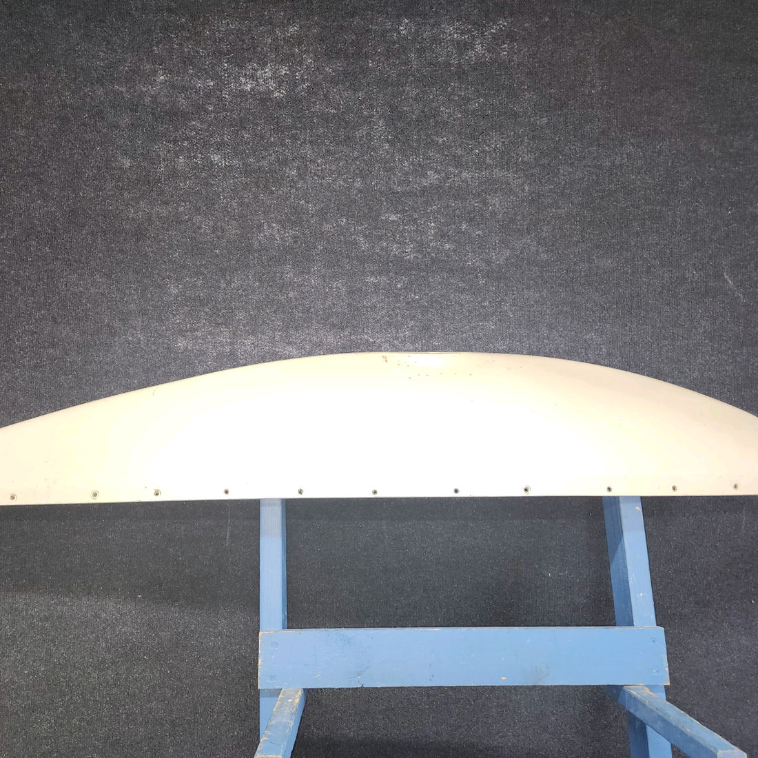 Used aircraft parts for sale, SA880CE Piper PA28-140 Hoerner Style FiberglassWing Tip Assy RH