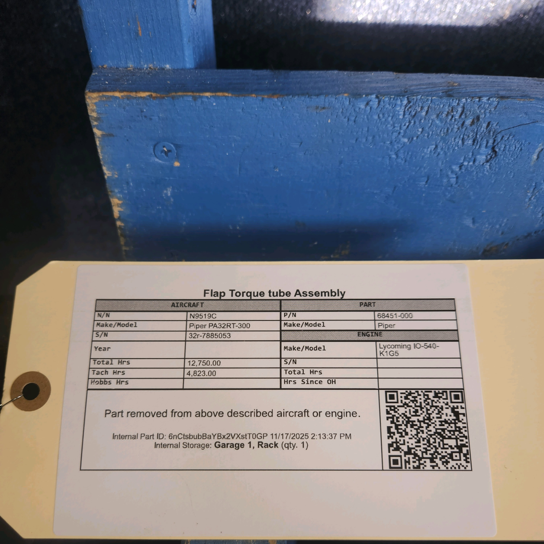 Used aircraft parts for sale, 68451-000 Piper PA32RT-300 Flap Torque tube Assembly