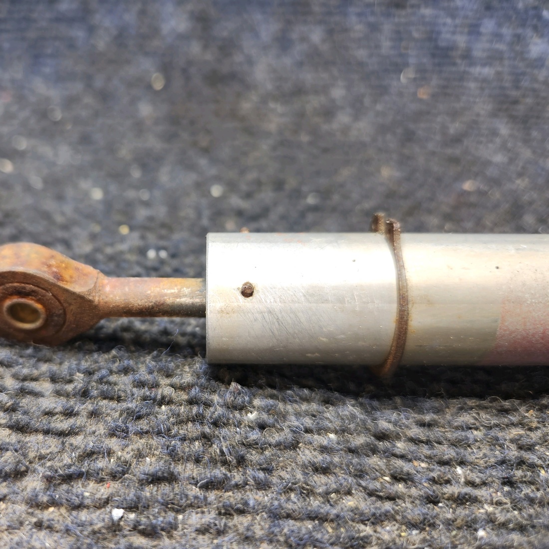 Used aircraft parts for sale, 0310293-2 Cessna 172F Elevator Tab Actuator with Guard and Clamps