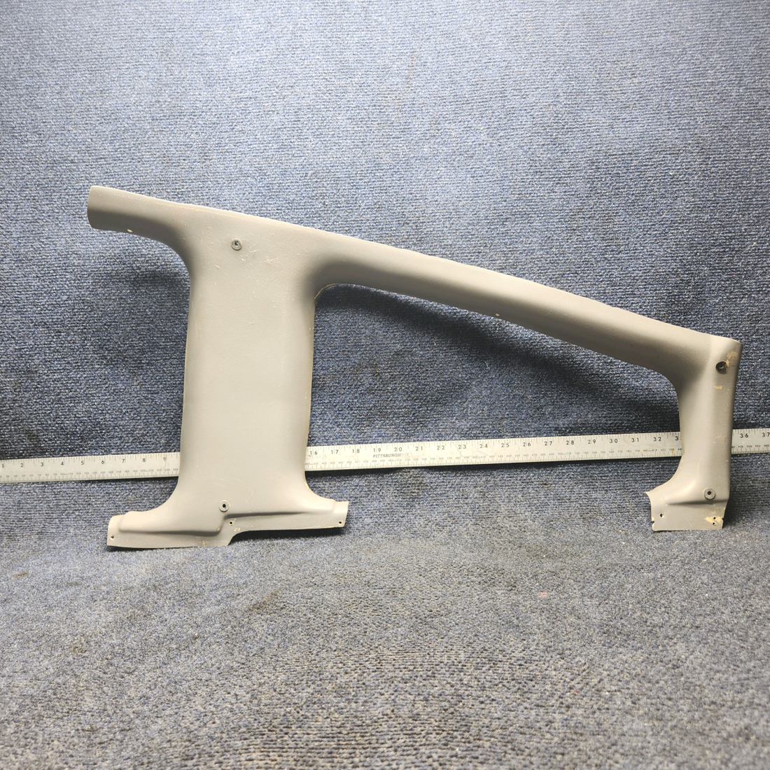 Used aircraft parts for sale, 79171-009 Piper PA28-201T Window frame rear right