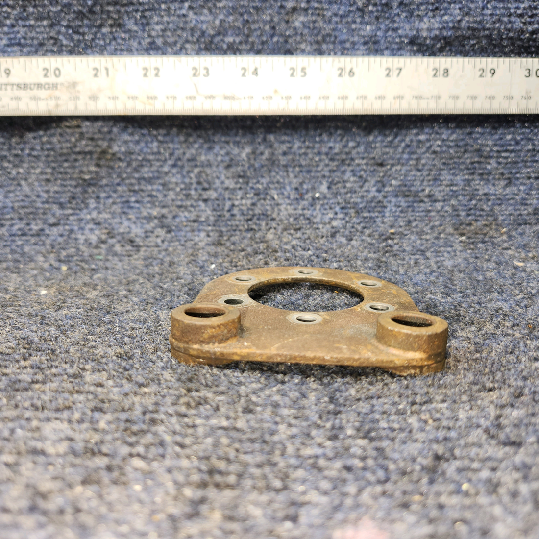 Used aircraft parts for sale, 755-818 Cleveland 75-16 Piper PA28-140 Torque Plate Assy (Rusted) PRICE PER EACH