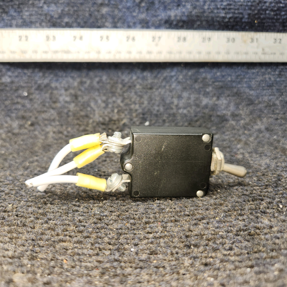 Used aircraft parts for sale, W31-X2M1G-35 Potter & Brumheld Cessna 182G Toggle Switch (Volts: 50 or 240) (Amps: 35)