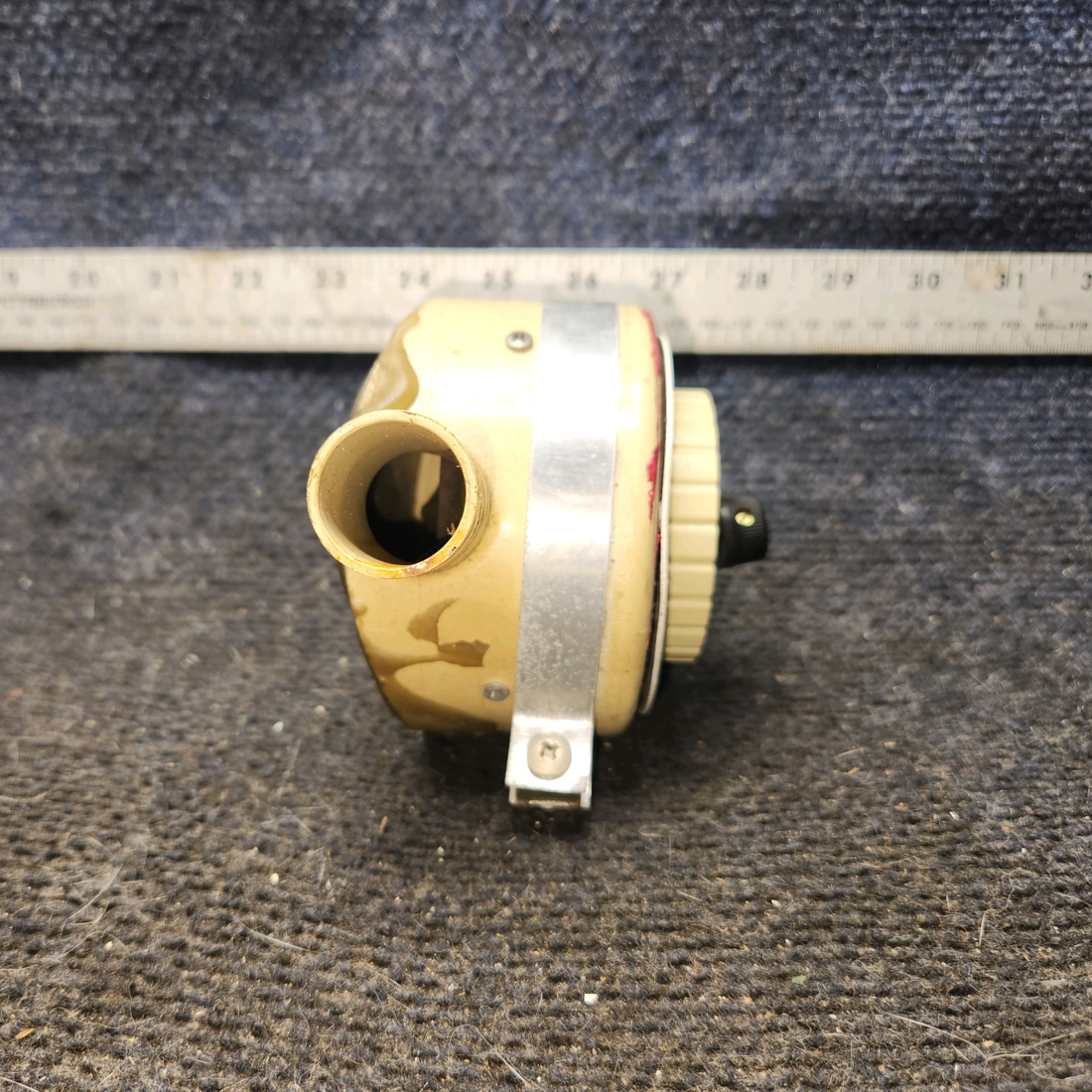 Used aircraft parts for sale, 0710013-4 cessna 172N Fresh Air Vent Silencer