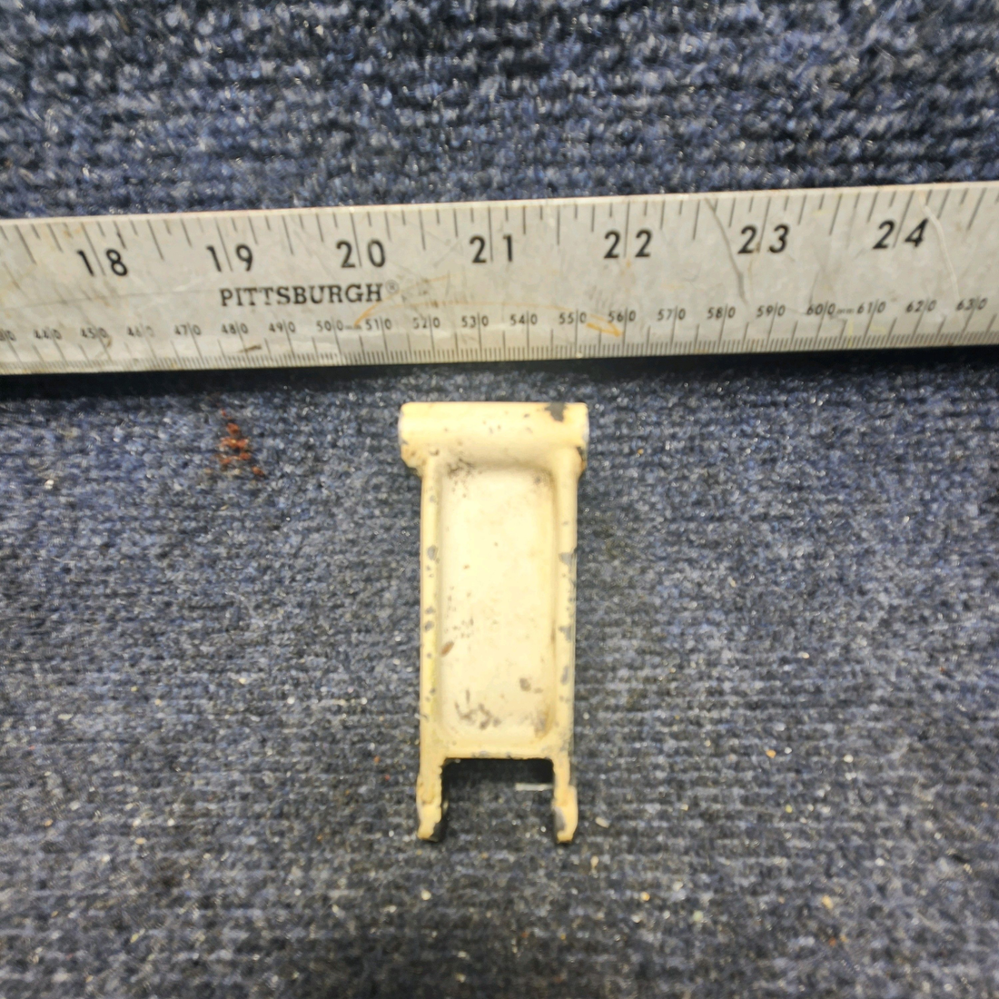 Used aircraft parts for sale, 35-825035 Beechcraft F33A NOSE GEAR STEERING IDLER CROSS LINK ASSY