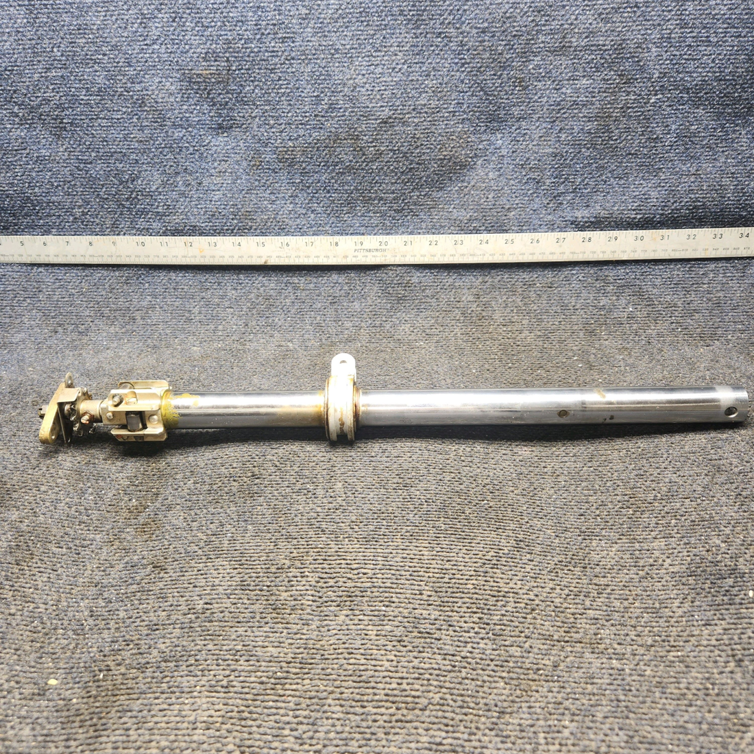 Used aircraft parts for sale, 0760640-1 Cessna 182G Control Tube w Bearing Assy